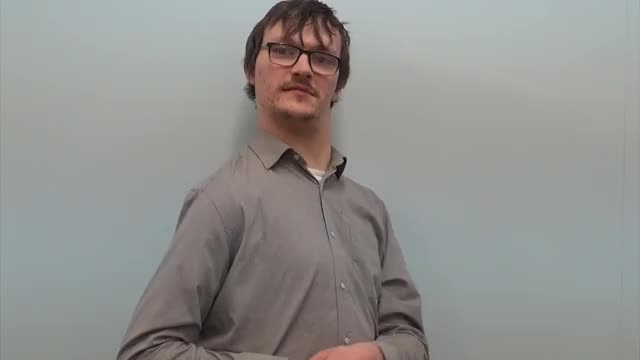 British Sign Language BSL Video Dictionary - Sunny or Sun